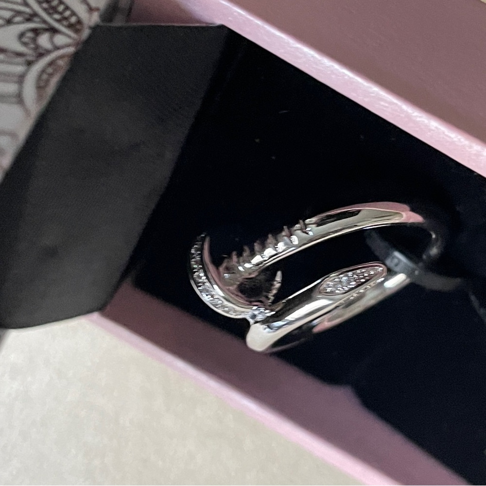 Peermont Rhodium Plated CZ crystal Nail Ring, NWOT. Size 9 - Picture 14 of 16